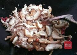 辣椒炒香菇肉的做法图解5