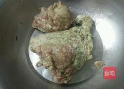 猪肉白菜水饺的做法图解1