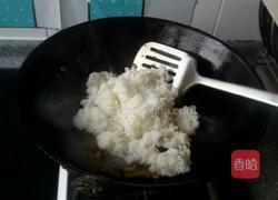 榨菜丝炒米饭的做法图解4