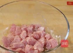 鲍菇炒肉丁的做法图解4