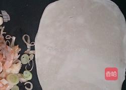 虾仁鸡蛋卷饼的做法图解2