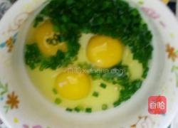 滑蛋虾仁的做法图解3