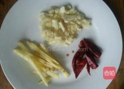 鲅鱼炖土豆的做法图解2