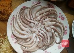 油冲菊花鱿鱼的做法图解7