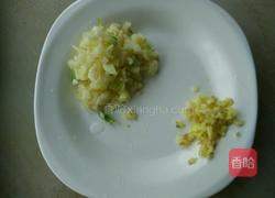 蒜香排骨的做法图解1