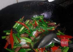 蒜苔炒腊肉的做法图解7