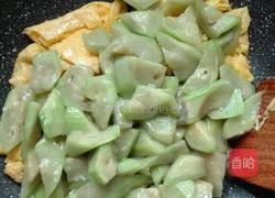 芝麻丝瓜炒鸡蛋的做法图解10
