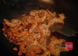 西蓝花炒虾仁的做法图解7