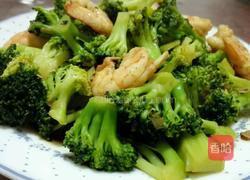 西蓝花炒虾仁的做法图解10