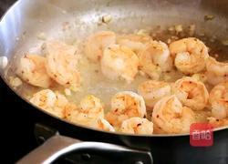 柠檬虾肉意面的做法图解4