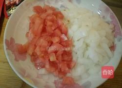 抱蛋黑椒意面的做法图解4
