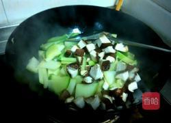 香菇炒萝卜的做法图解6