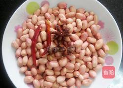 油炒花生米的做法图解1