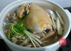 核桃香菇冬笋煲鸡的做法图解4