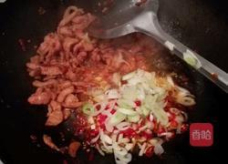 卤面条的做法图解7