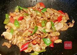 肉片双椒烧口蘑的做法图解6