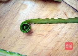 凉拌花朵黄瓜的做法图解6