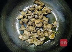 洋葱炒猪心的做法图解10