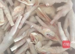 泡椒凤爪的做法图解2