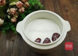 鱼胶炖牛奶甜品的做法图解3