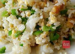 青椒蛋炒饭的做法图解7
