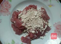 改良版木耳炒肉的做法图解1