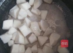 冰糖雪梨的做法图解3