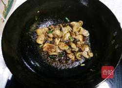 青椒炒肉的做法图解3