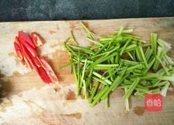 香芹炒腐竹的做法图解2