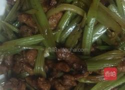 芹菜炒肉的做法图解8