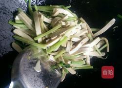 芹菜炒豆干的做法图解4
