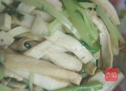 芹菜炒豆干的做法图解5