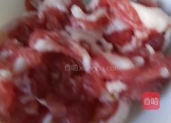 蘑菇炒肉的做法图解1