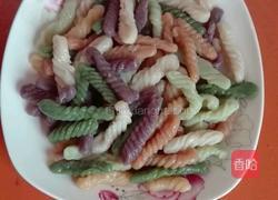 青椒胡萝卜炒彩色虫虫面的做法图解7