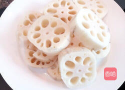 瓦罐莲藕大骨汤的做法图解6