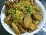 土豆炖鸡骨
