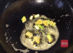糖醋带鱼的做法图解5