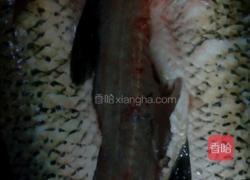酸菜鱼的做法图解1