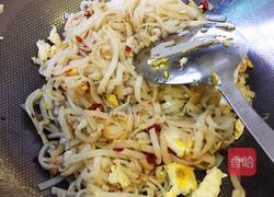 炒河粉的做法图解4