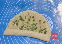 椒盐葱香饼的做法图解15