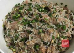 粉丝香菇肉卷的做法图解2