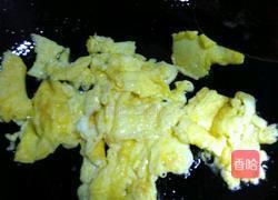 什锦炒饭的做法图解2