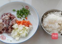 鱿鱼炒饭的做法图解1