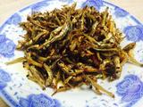 炒小鱼干
