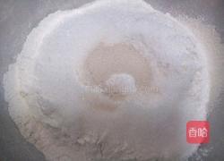 豆沙包的做法图解1