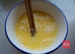 西红柿炒鸡蛋的做法图解2