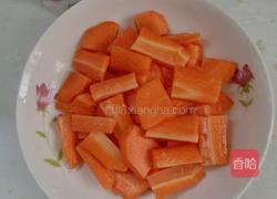 鱿鱼炒胡萝卜的做法图解3
