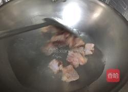 芹菜萝卜排骨汤的做法图解4