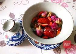 红枣枸杞玫瑰花茶的做法图解2