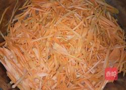 胡萝卜菜丸子的做法图解2